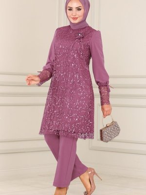 Gül Kurusu Broşlu Takım Gül Kurusu Broşlu Takım