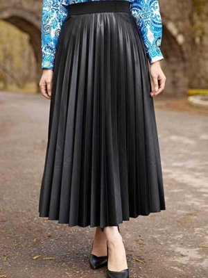 Deri Görünümlü Piliseli Etek Deri Görünümlü Piliseli Etek