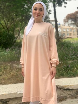 Pudra Yüksek Baskılı Uzun Sweatshirt Pudra Yüksek Baskılı Uzun Sweatshirt