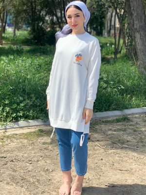 Ekru Baskılı Oversıze Sweat