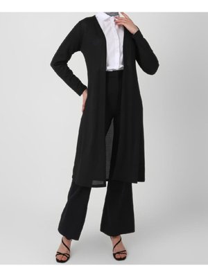 Büyük Beden Sade Siyah Mevsimlik Ince Uzun Hırka