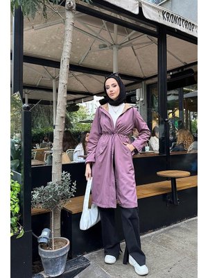 Gül Belden Bağıcıklı Trençkot Kurusu Gül Belden Bağıcıklı Trençkot Kurusu