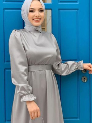 Gri Kuşaklı Manşetleri Lastikli Saten Abiye Elbise T