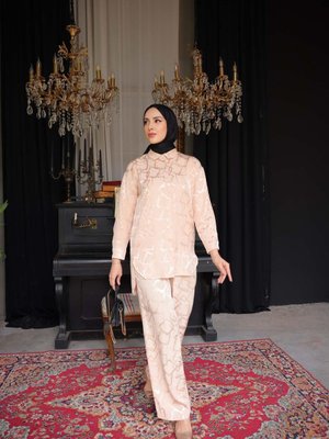 Javanez Jakar İkili Takım Kemik