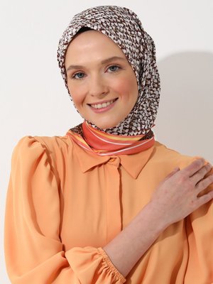 Çok Renkli Şüheda X Eşarp