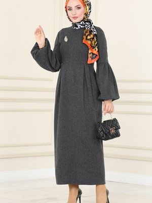 Antrasit Balon Kollu Kışlık Elbise Antrasit Balon Kollu Kışlık Elbise