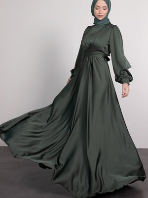 Yakadan Çaprazlı Bele Bağlamalı Abiye Elbise