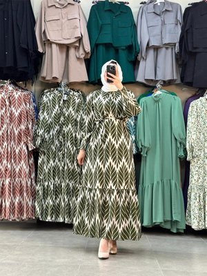 Yaprak Desenli Elbise