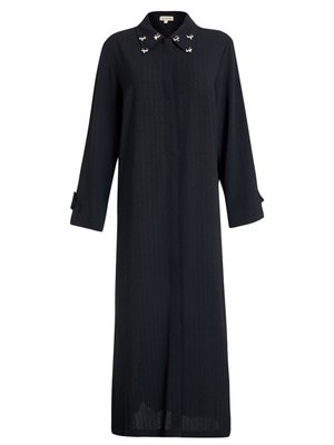 Yakası İşlemeli Ferace Yakası İşlemeli Ferace