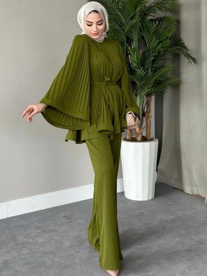 Larissa Pliseli Takım Yağ Yeşili