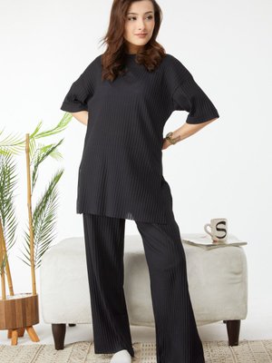 Sıyah Bislet Yaka Kısa Kollu Pijama Takımı