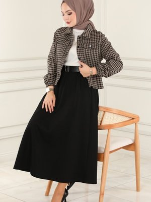 Latte & Siyah Cep Detaylı Etekli Takım Latte & Siyah Cep Detaylı Etekli Takım