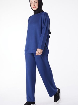 Düz Bisiklet Yaka Lacivert Sweatshirt+pantolon İkili Takım Düz Bisiklet Yaka Lacivert Sweatshirt+pantolon İkili Takım