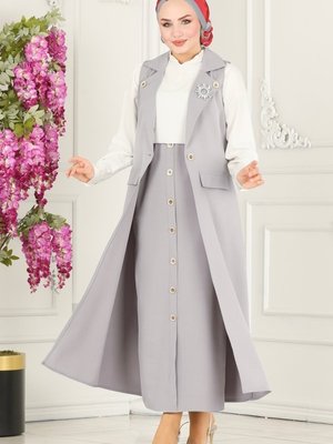 Gri Aksesuar Düğmeli Takım Gri Aksesuar Düğmeli Takım