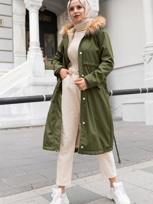 Yakasi Kürklü Içi? Peluş Bondi?t Kaban Yakasi Kürklü Içi? Peluş Bondi?t Kaban