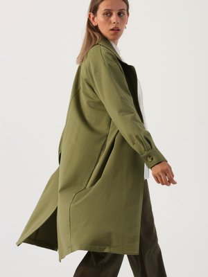 Açık Haki Düğmeli Rahat Kalıp Örme Ceket