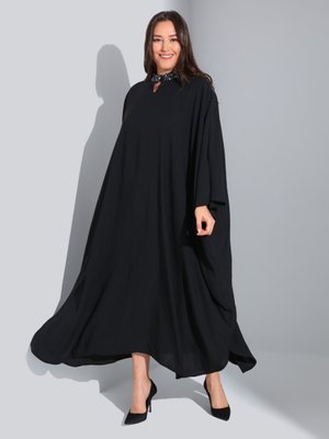 Siyah Büyük Beden Yakası Taş Detaylı Abiye Ferace