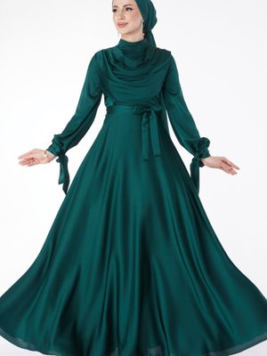 Düz Zümrüt Degaje Yaka Kuşaklı Abiye Elbise