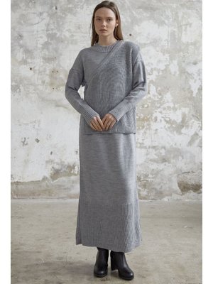 Gri Bağlamalı Süveterli Triko Elbise