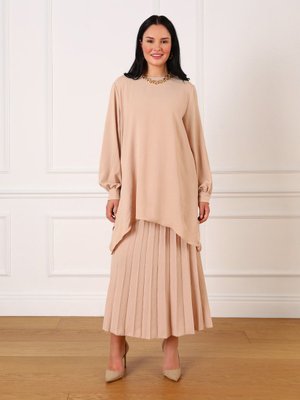 Açık Bej Büyük Beden Piliseli Tunik & Etek İkili Aerobin Takım