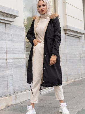 Yakasi Kürklü Içi? Peluş Bondi?t Kaban Yakasi Kürklü Içi? Peluş Bondi?t Kaban