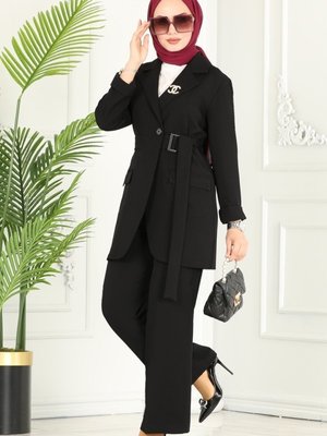 Siyah Kemerli Blazer Ceketli Takım