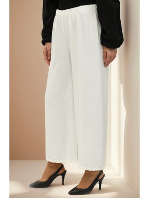 Beyaz Beli Lastikli Bol Paça Pantolon