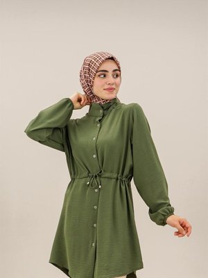 Hakim Yaka Beli Bağcıklı Tunik Yeşil Hakim Yaka Beli Bağcıklı Tunik Yeşil