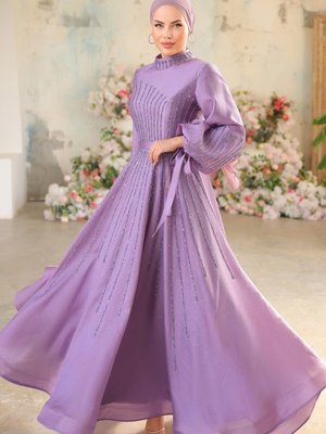 Lila Sual Taş Detaylı Kemerli Abiye Elbise
