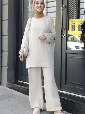 Bej Zincir Detaylı Tunik Pantolon İkili Takım