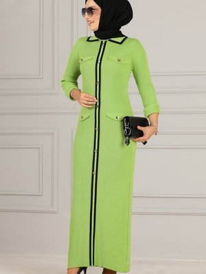 Fıstık Yeşili Aksesuar Düğmeli Triko Elbise
