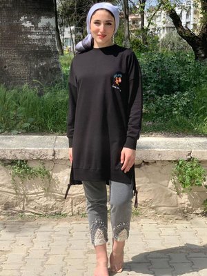 Siyah Baskılı Oversıze Sweat