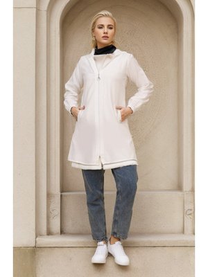 Beyaz Kapüşonlu Fermuarlı Kap Beyaz Kapüşonlu Fermuarlı Kap