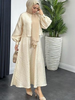 Ecrin Etekli Takım Bej