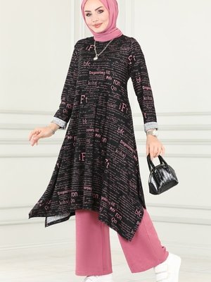 Gül Kurusu & Siyah Yazı Desenli Kışlık Takım Gül Kurusu & Siyah Yazı Desenli Kışlık Takım