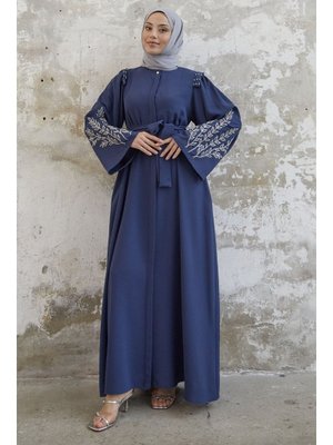 İndigo Omuzu Taşlı Nakışlı Ferace İndigo Omuzu Taşlı Nakışlı Ferace