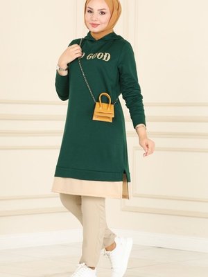 Zümrüt Yazı Detaylı Spor Tunik Zümrüt Yazı Detaylı Spor Tunik