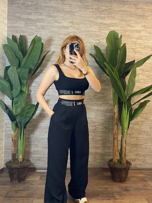 Siyah Şerit Detay Pantolon