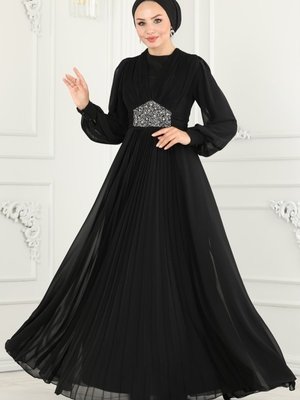 Siyah Beli Taş İşlemeli Şifon Abiye Siyah Beli Taş İşlemeli Şifon Abiye