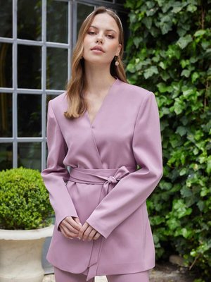 Kemerli Yakasız Saten Blazer Ceket Gül Kurusu Kemerli Yakasız Saten Blazer Ceket Gül Kurusu