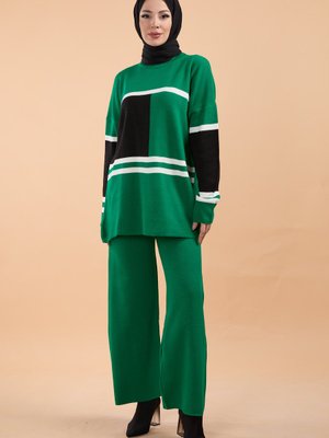 Yesıl Geometrik Desenli İkili Triko Takım