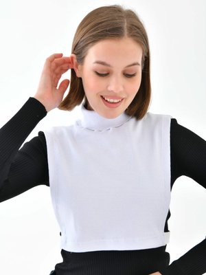 Beyaz Kaşkorse Balıkçı Yaka Boyunluk Beyaz Kaşkorse Balıkçı Yaka Boyunluk