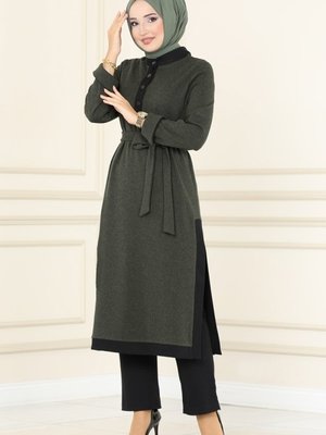 Haki & Siyah Yarım Düğmeli Kışlık Takım Haki & Siyah Yarım Düğmeli Kışlık Takım