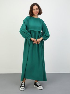 Zümrüt Yeşili Aerobin Bağlama Detaylı Elbise