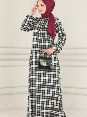 Siyah Yakası Bağcıklı Elbise