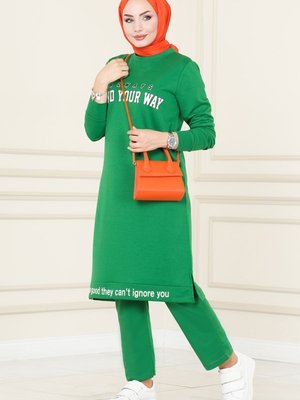 Benetton Yeşili Yazı Baskılı Spor Takım Benetton Yeşili Yazı Baskılı Spor Takım