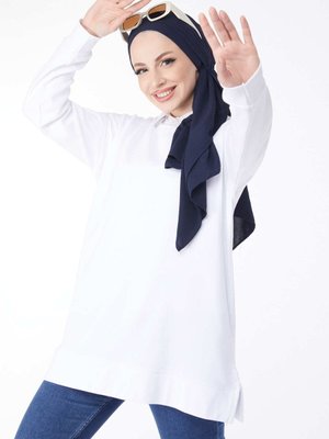 Beyaz Bisiklet Yaka Uzun Kollu Sweatshirt