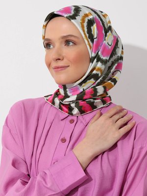 Çok Renkli Şüheda X Eşarp