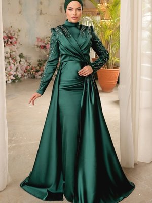 Koyu Zümrüt Taş İşlemeli Saten Abiye Elbise