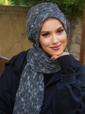 Gri Melanj Fiyonklu Bere